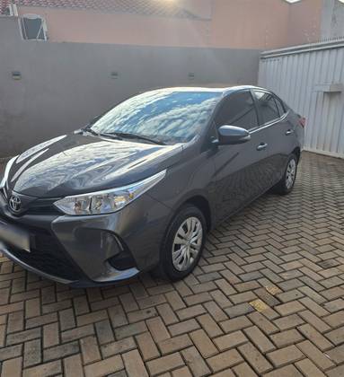 TOYOTA YARIS 1.5 16V FLEX SEDAN XL LIVE MULTIDRIVE TOYOTA YARIS 1.5 16V FLEX SEDAN XL LIVE MULTIDRIVE
